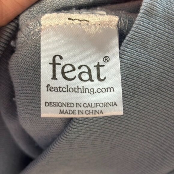 Ideal for gift-giving, Feat Womens Blue Textured Sweatshirt Size S - Picture 5 of 12